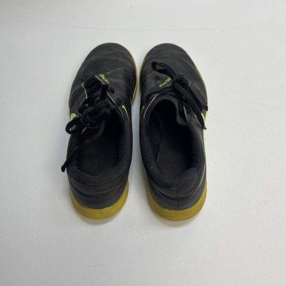 Nike Jr Phantom Venom Club IC indoor soccer shoes black/volt AO0399 007 Size 2Y - Picture 13 of 13